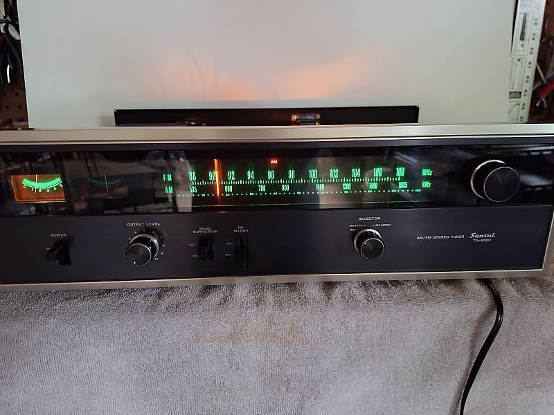Sansui TU-9500 1973 - Black/Aluminium  			