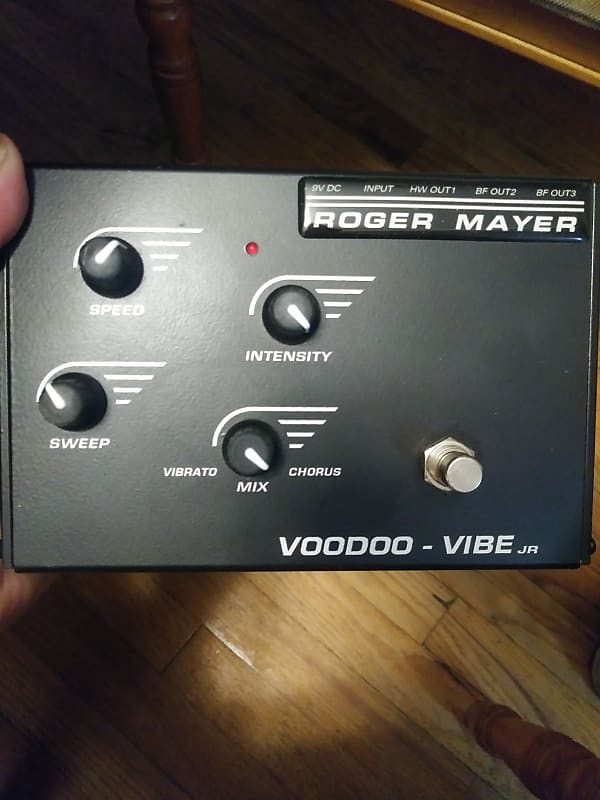 Roger Mayer Voodoo Vibe Jr. Hendrix Univibe | Reverb