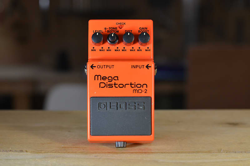 Boss MD-2 Mega Distortion (Silver Label) 2001 - Present - Red | Reverb