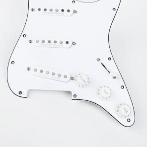 Seymour Duncan Classic Fully Loaded Liberator Pickguard for Strat - white image 4
