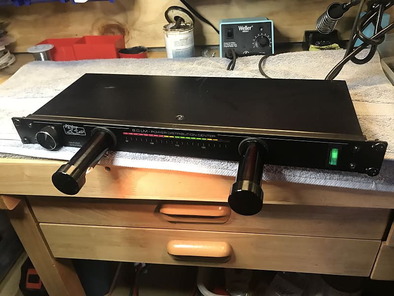 Juice Goose 8.0 LM Power distribution Center with rack Reverb