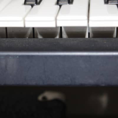 Korg 61-Key Keyboard Music Synthesizer N5 image 16