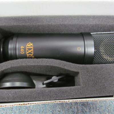 MXL 440 Multipurpose Large-Diaphragm Studio Condenser Microphone image 1