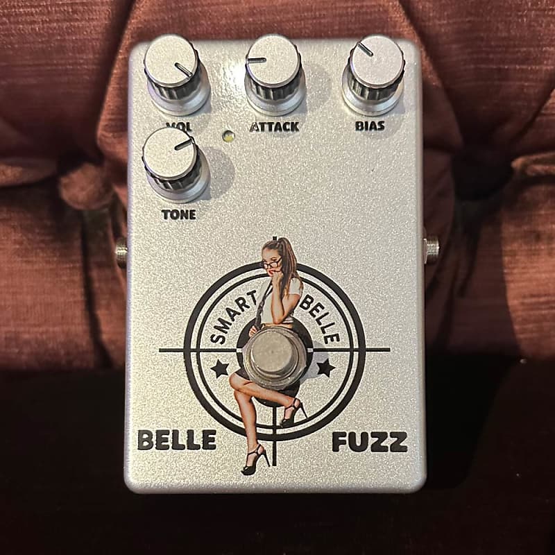 Smart Belle Amplification Belle Fuzz Pedal (Pre-Owned)