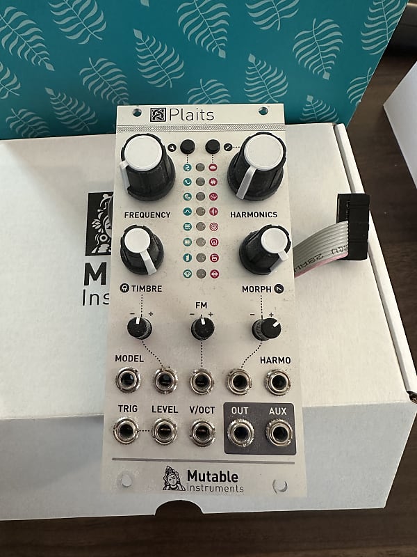 Mutable Instruments Plaits