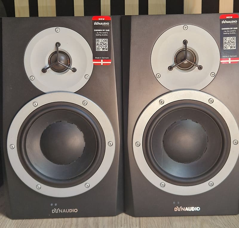 Dynaudio BM6 MKIII 2015 - BLACK image 1