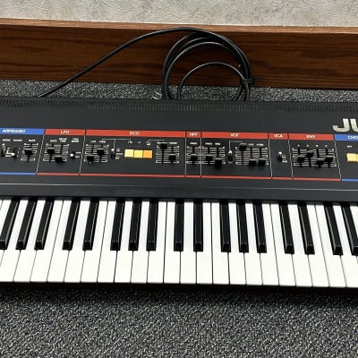 Roland Juno-6 61-Key Polyphonic Synthesizer 1982 - 1984 - Black 117v
