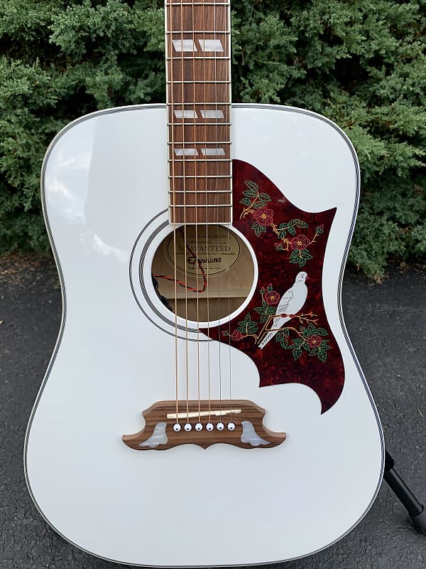 finEpiphone ダヴ　Dove Pro エレアコ希少ホワイトカラー fin様専用Epiphone ダヴ Dove Pro エレアコ希少ホワイトカラー