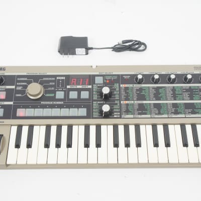 KORG microKORG Analog Modeling Keyboard Synthesizer Vocoder w/ 100-240V PSU