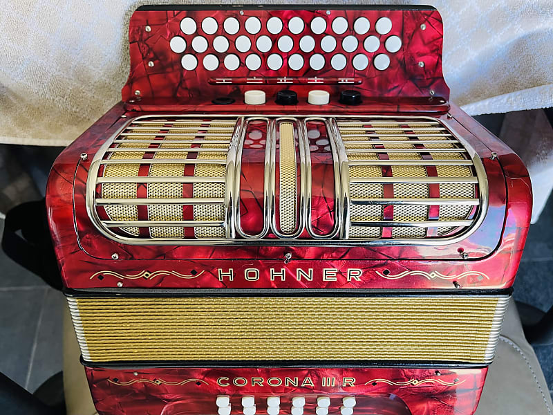 Hohner Corona III R /3R 1970s Rojo Reverb