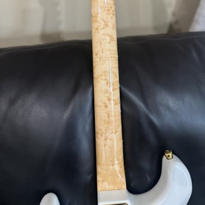 Fender Custom Shop Limited Edition 75th Anniversary Stratocaster 5A Birdseye Maple Neck Rosewood Fingerboard NOS Diamond White Pearl image 9