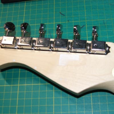 Loaded guitar neck......vintage tuners....22 frets...unplayed...O image 3