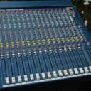 Allen & Heath MixWizard WZ3 16:2 16-Input Stereo Mixer 2004 - 2013 - Blue