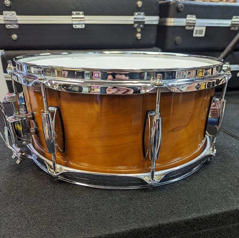 Gretsch Catalina 5.5x14 Maple Snare Drum, Square Badge, Amber