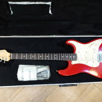 Fender Strat Plus Deluxe with Rosewood Fretboard 1991 Candy Apple Red image 22