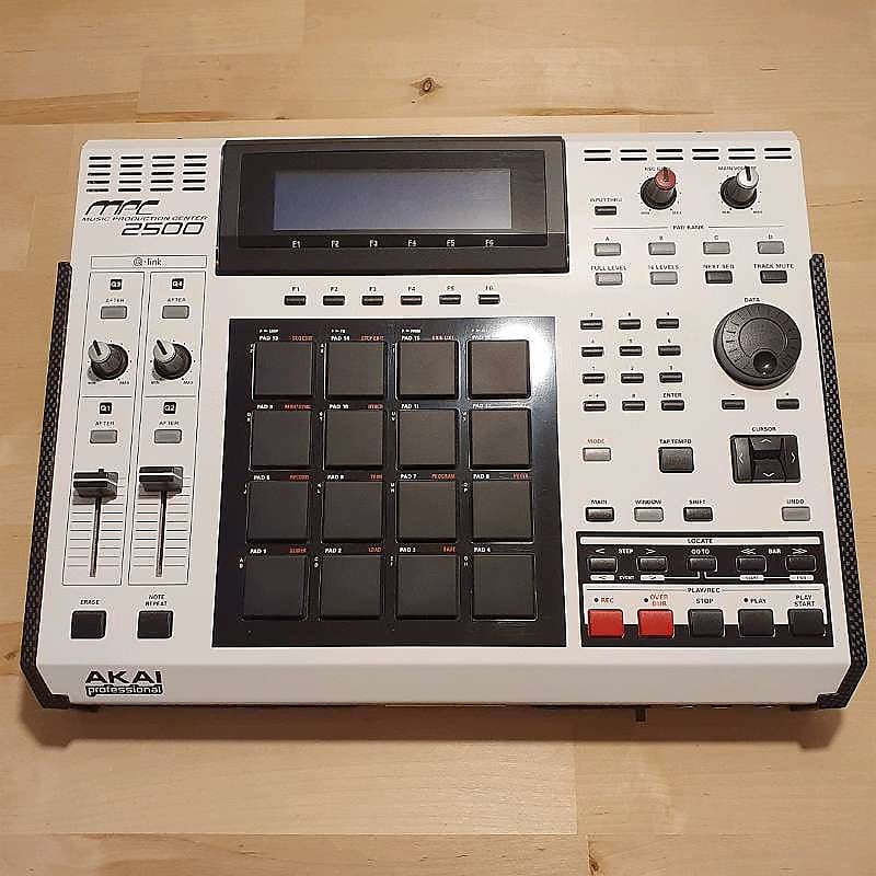 Akai MPC 2500 SE - Special Edition - January 2010 | Reverb