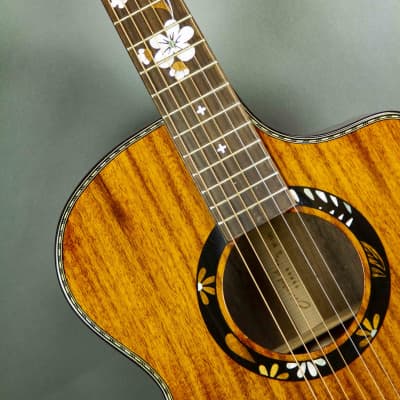 High end 41inch acoustic guitar with wooden image 3