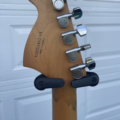 Fender Squier Affinity  Stratocaster  2001 Shoreline Gold image 17