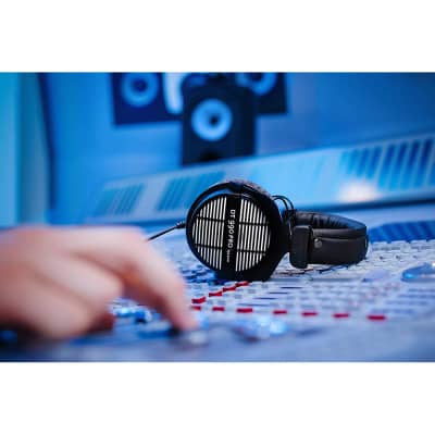 BeyerDynamic DT 990 PRO Studio Open Headphones 250 ohms for Mixing Mastering - 459038 image 9