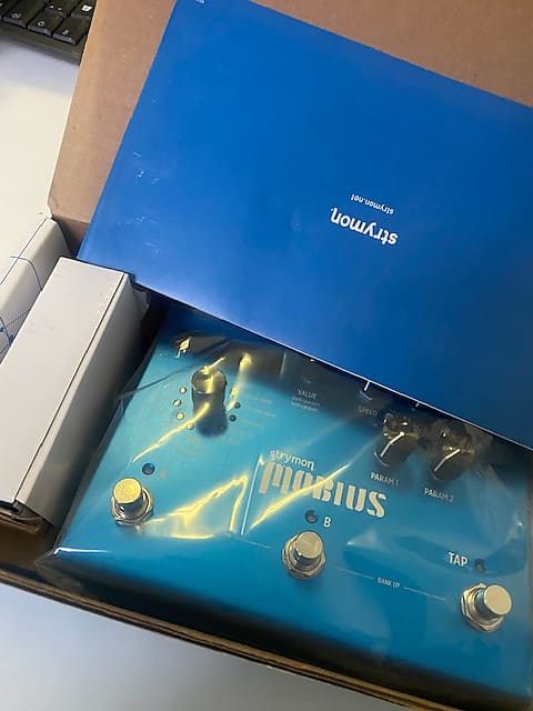 Strymon Mobius
