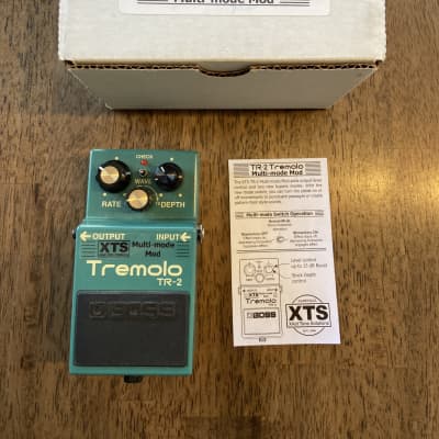 BOSS Tremolo TR-2 ＆ YAMAHA SHD-100 セット売り BOSS Tremolo TR-2 ＆ YAMAHA SHD-100 セット売り BOSS Tremolo