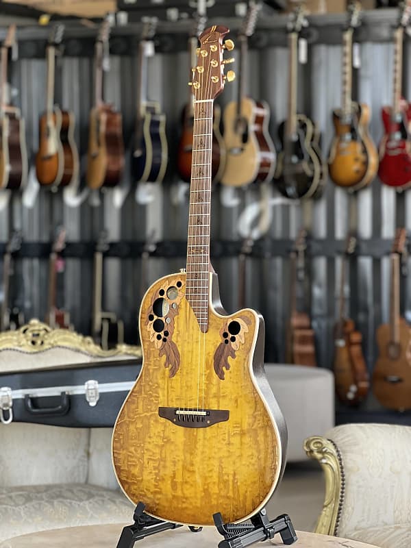 Ovation Collectors Series 　ハ-ドケ-ス付き Vintage USA Ovation Collectors Series 1989-8 Acoustic