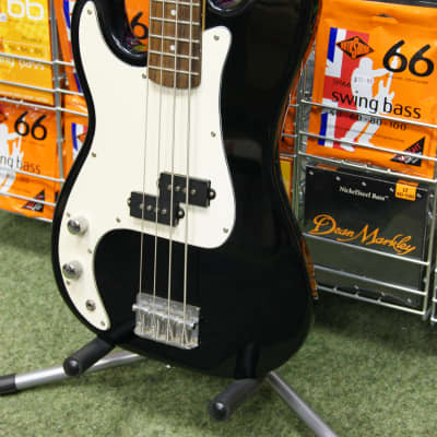 Encore LPK40 bass guitar in black Left Handed image 12
