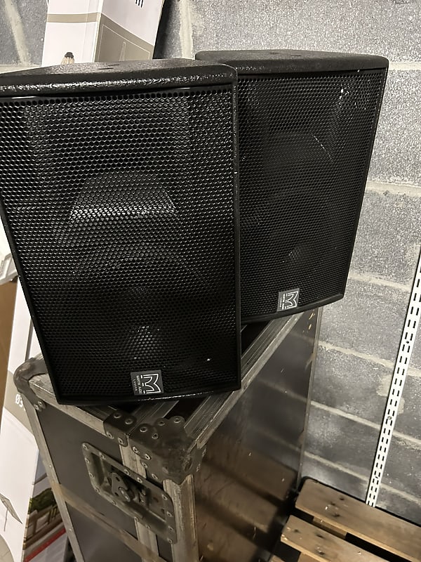 martin audio AQ8 speakers pair image 1