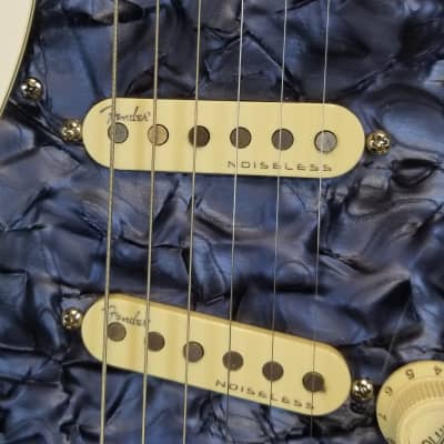 Fender Player Strat Partscaster, USA Hardware, Noiseless Pups, Custom Pickguard & Marilyn Monroe Neck Plate, Polar White, w/HSC image 16
