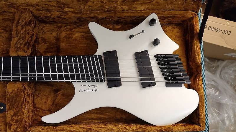 Headless guitar online case