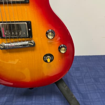 Vintage 1998 Gibson Les Paul Studio Double Cutaway Electric Guitar Cherry Sunburst DC with Gibson Case image 12
