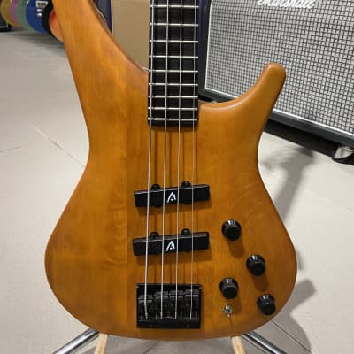Manne bass basic serie 4 CORDE Natural image 2