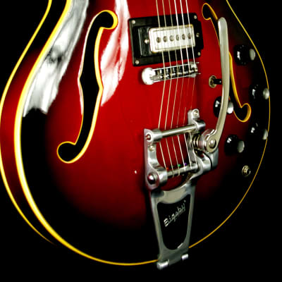 HARPTONE 420 1969 2-Tone Cherryburst.  This is a Standel guitar rebranded.  Built by SAM KOONTZ. image 2