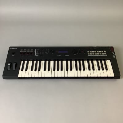 Yamaha MX49 49-Key Digital Synthesizer