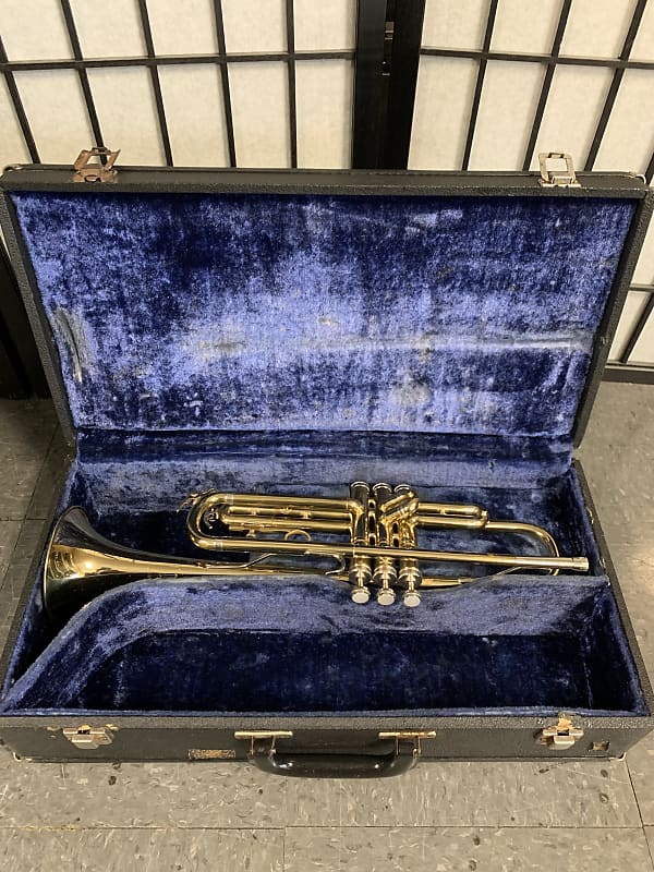 Martin deals imperial trombone