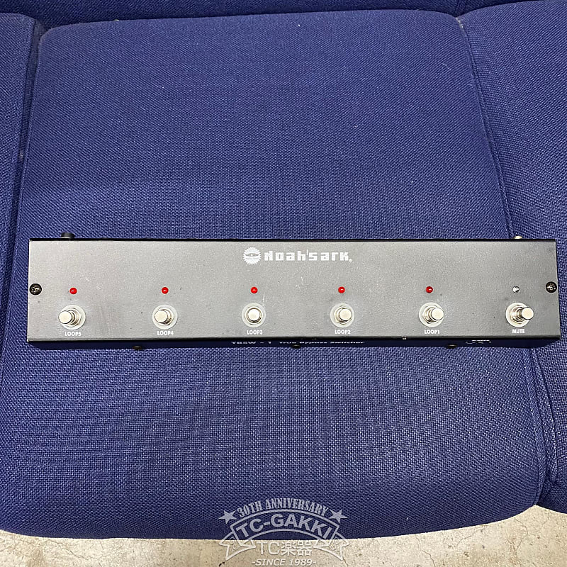 2000's Noah'sark TBSW-1 True Bypass Switcher with Buffer