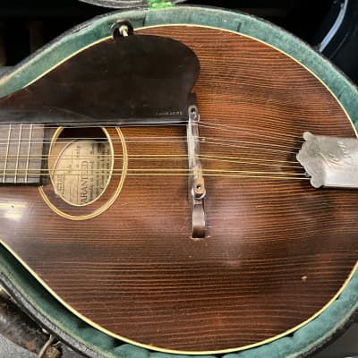Gibson style A mandolin handmade in USA 1917 in excellent condition with original hard case image 2