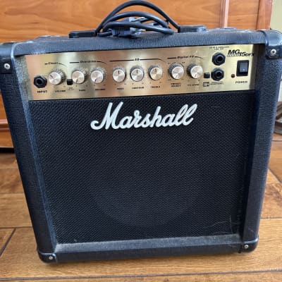 Marshall MG15CFX 15-Watt 1x8 Guitar Combo Black/silver (gold