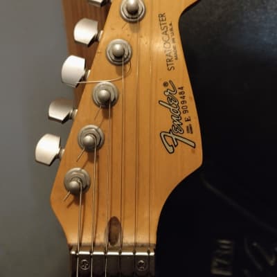 Fender Strat Plus with Rosewood Fretboard 1989 or 1990 Black Pearl Dust  Serial Number E909484 image 5