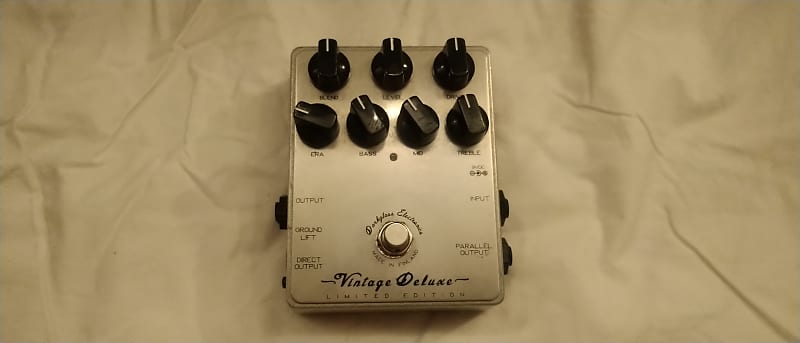 Darkglass Electronics Vintage Deluxe Overdrive Preamp Darkglass Electronics Vintage Deluxe Overdrive Preamp