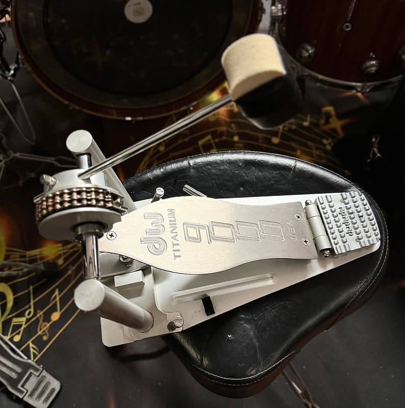 DW 9000 Limited Edition 30th Anniversary Titanium Single Drum Reverb