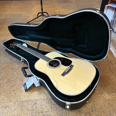 Martin D-35 Standard Series Sitka Spruce/East Indian Rosewood Dreadnought Acoustic Guitar w/Hard Case image 9