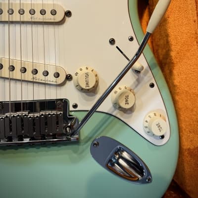 Fender Jeff Beck Stratocaster Artist Series Surf Green (SS frets and chrome Schaller tuners upgrades) image 4