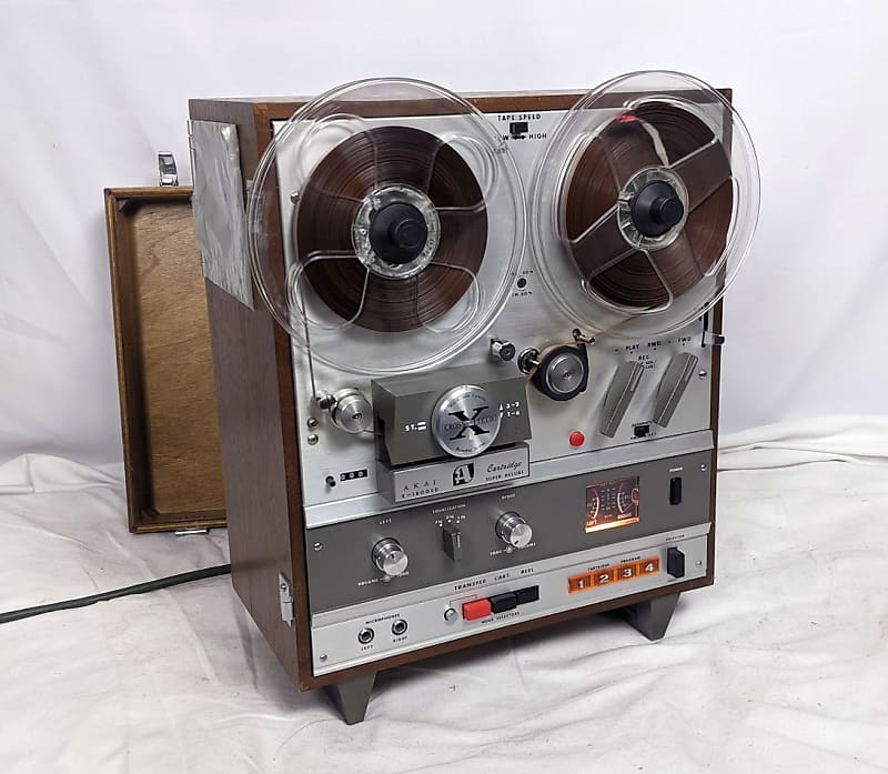 Akai X-1800SD Reel to Reel / 8 Track Tape Recorder 1970 - w