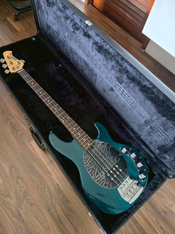 ベース Musicman Stingray 4st USA 1991 1991 Ernie Ball MusicMan StingRay 4 | John Fox Bass
