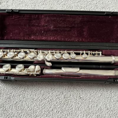 Yamaha YFL-211 Student Flute