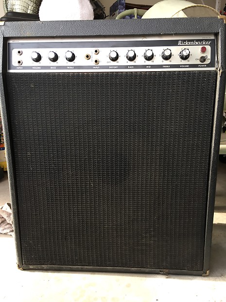 Rickenbacker amp outlet