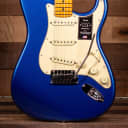 Fender American Ultra Stratocaster, Maple FB, Cobra Blue