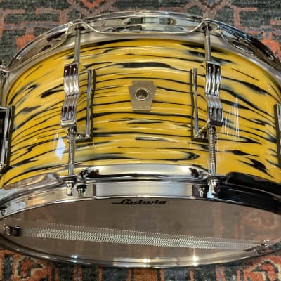 (MINT) Ludwig Classic Maple Snare Drum 14x6.5” Lemon Oyster - LS403XXA2 image 3