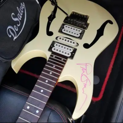 IBANEZ signed autograph by  Paul Gilbert Pgm 30  With Tremolo EDGE Pro 2 image 1